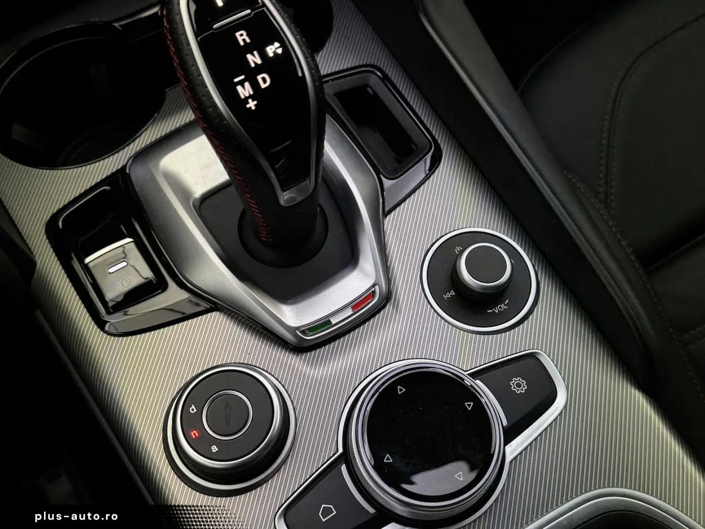 ALFA ROMEO Giulia 2.0 Competizione Q4 Turbo Panoramadach