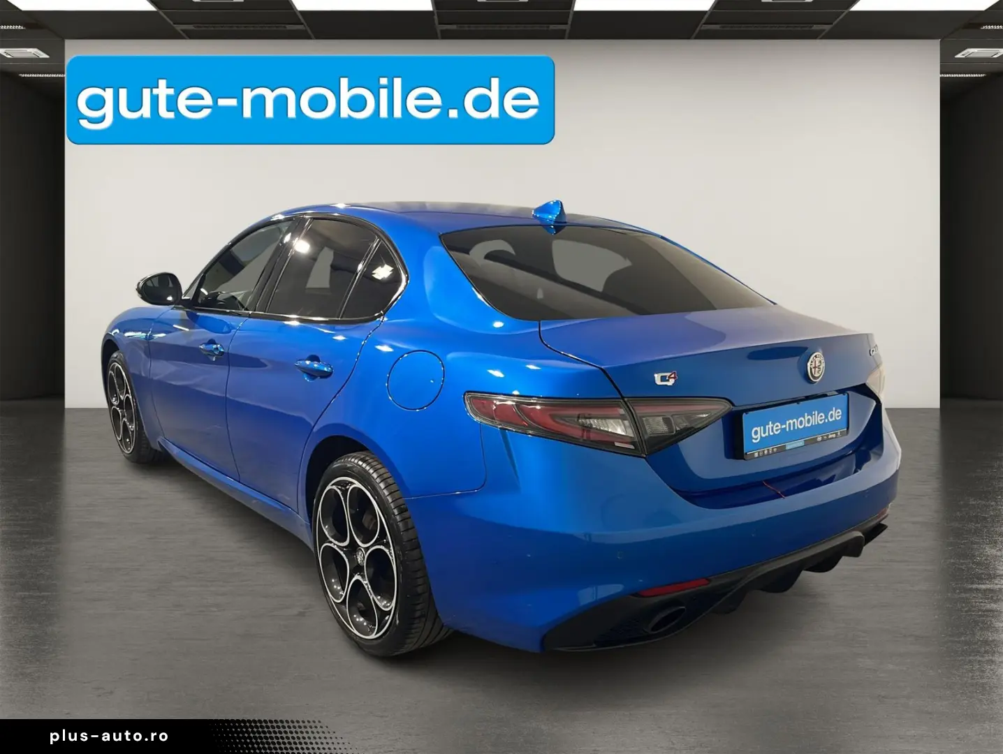 ALFA ROMEO Giulia 2.0 Competizione Q4   MATRIX   19  LM