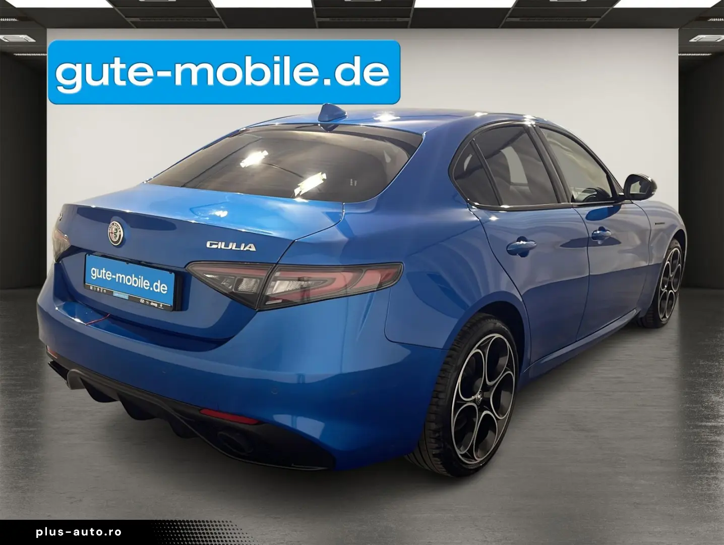 ALFA ROMEO Giulia 2.0 Competizione Q4   MATRIX   19  LM