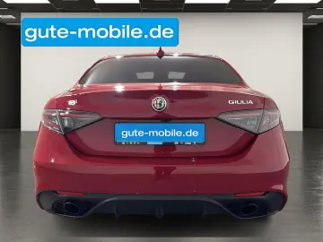 ALFA ROMEO Giulia 2.0 Competizione Q4   MATRIX   19  LM