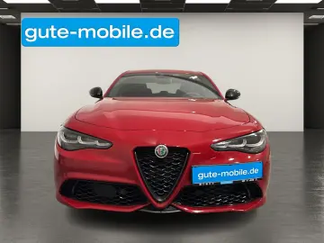ALFA ROMEO Giulia 2.0 Competizione Q4   MATRIX   19  LM