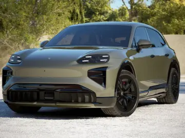 Porsche Cayenne Turbo Electric   Burmester   AHK