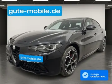 ALFA ROMEO Giulia 2.0 Competizione Q4   MATRIX   19  LM