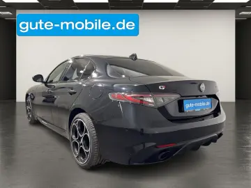 ALFA ROMEO Giulia 2.0 Competizione Q4   MATRIX   19  LM