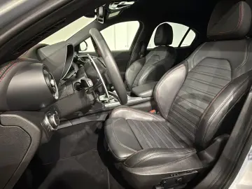 ALFA ROMEO Giulia 2.0 Competizione Q4  MATRIX   19  LM