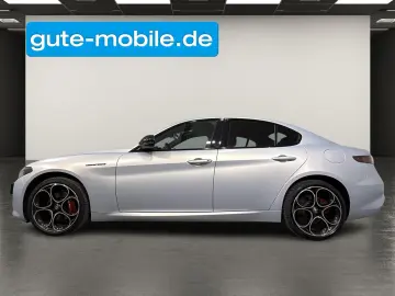 ALFA ROMEO Giulia 2.0 Competizione Q4  MATRIX   19  LM