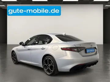 ALFA ROMEO Giulia 2.0 Competizione Q4  MATRIX   19  LM