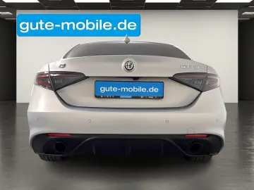 ALFA ROMEO Giulia 2.0 Competizione Q4  MATRIX   19  LM