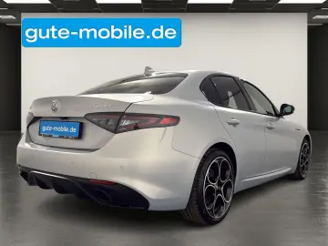 ALFA ROMEO Giulia 2.0 Competizione Q4  MATRIX   19  LM