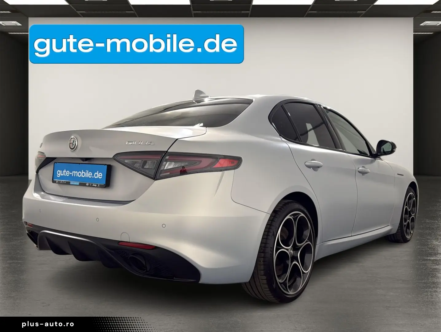 ALFA ROMEO Giulia 2.0 Competizione Q4  MATRIX   19  LM