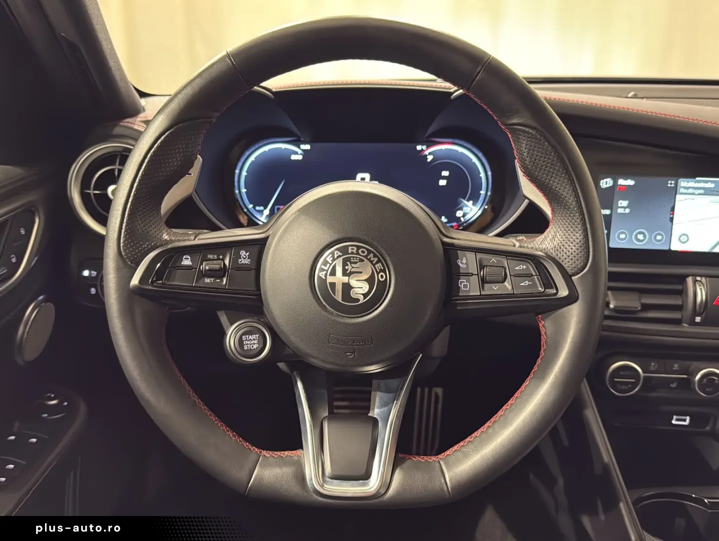 ALFA ROMEO Giulia 2.0 Competizione Q4  MATRIX   19  LM