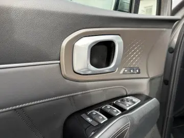 KIA Sorento Platinum 4WD AHK LED 360 CAM HUD NAVI