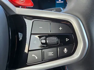 BMW M2 Coupe Carbondach Memory vorn adapLED Harman