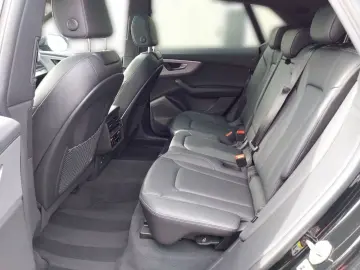 AUDI Q8 s line HUD PANO AHK MATRIX 20LM LEDER RFK 5J