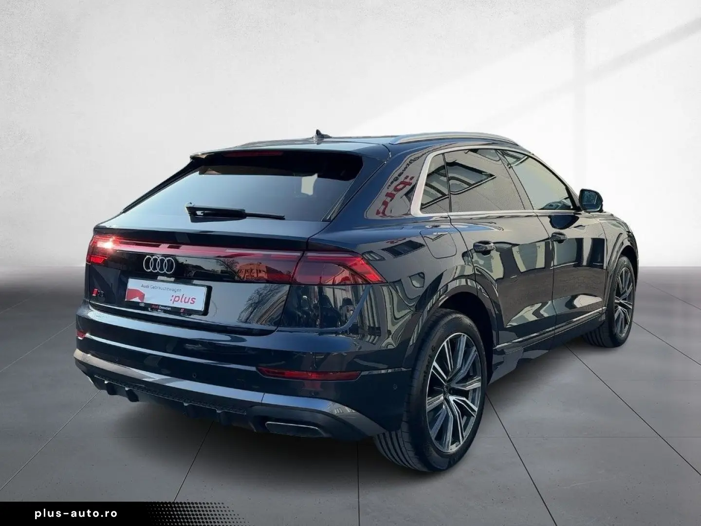 AUDI Q8 SUV 55 TFSI quattro tiptronic SLine AHZV Pano