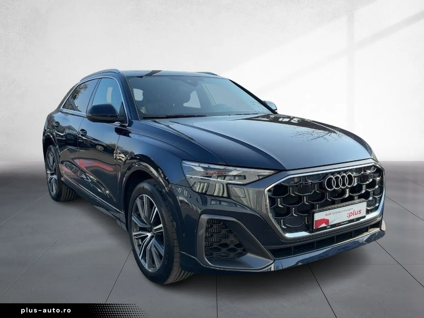 AUDI Q8 SUV 55 TFSI quattro tiptronic SLine AHZV Pano