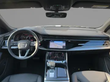 AUDI Q8 SUV 55 TFSI quattro tiptronic SLine AHZV Pano