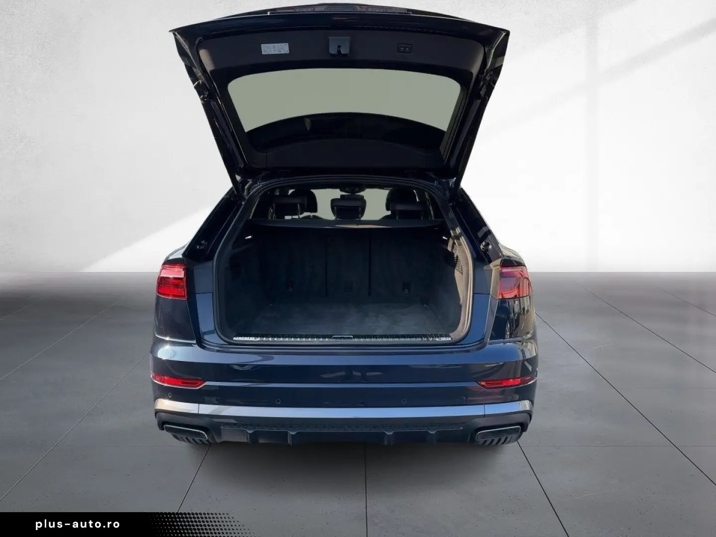 AUDI Q8 SUV 55 TFSI quattro tiptronic SLine AHZV Pano