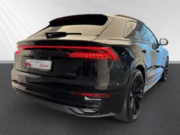 AUDI Q8 SUV 55 TFSI quattro 250(340) kW(PS) tiptronic