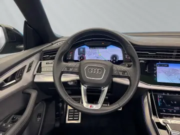 AUDI Q8 SUV 55 TFSI quattro 250(340) kW(PS) tiptronic