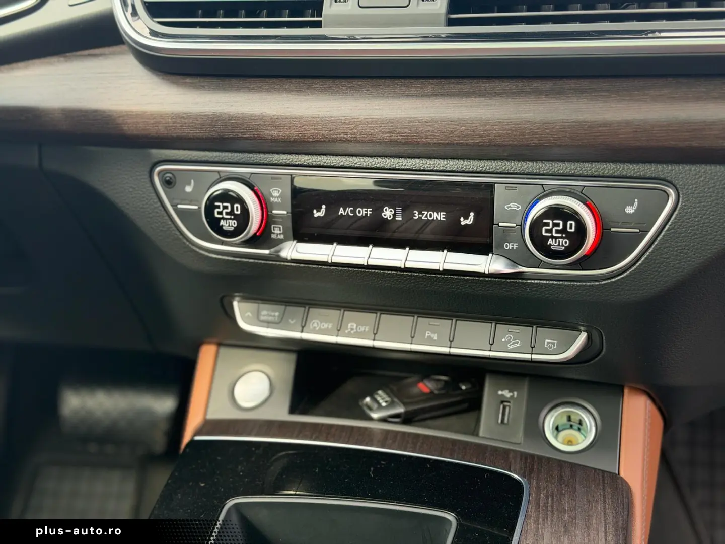 AUDI Q5 PREMIUM PLUS 45 TFSI S LINE QUATTRO