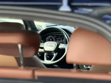 AUDI Q5 PREMIUM PLUS 45 TFSI S LINE QUATTRO