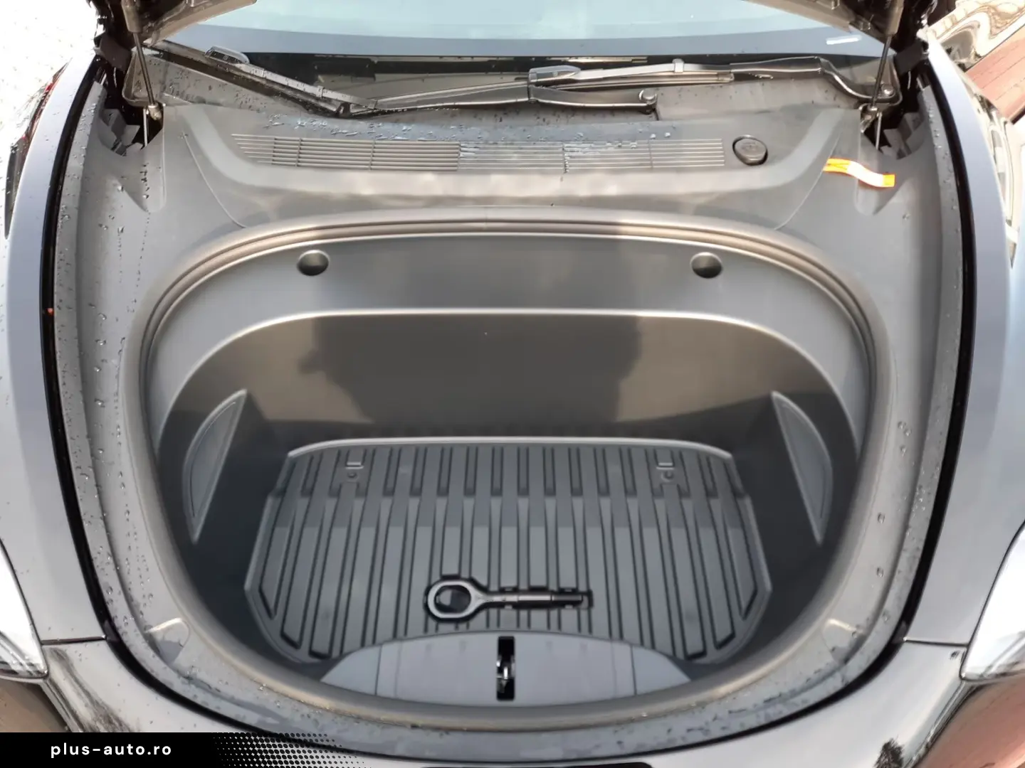 Tesla Model 3 Dual Motor Long Range ACC Auto-Pilot LED