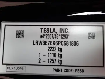 Tesla Model 3 Dual Motor Long Range ACC Auto-Pilot LED