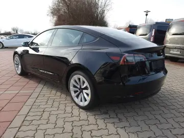 Tesla Model 3 Dual Motor Long Range ACC Auto-Pilot LED