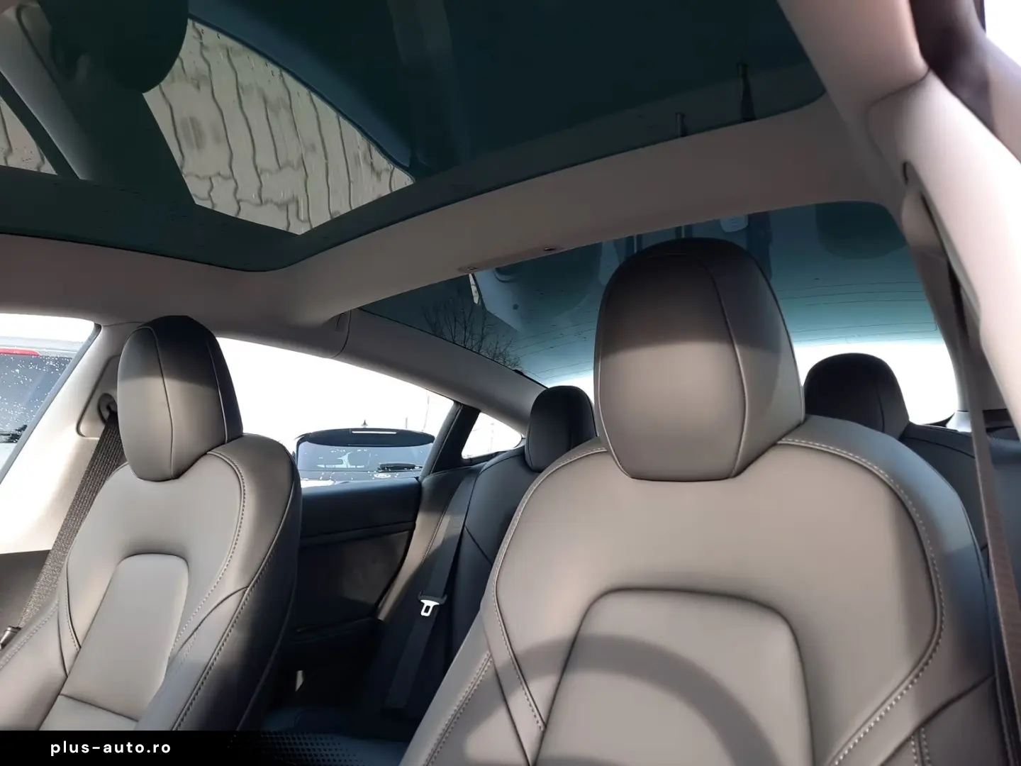 Tesla Model 3 Dual Motor Long Range ACC Auto-Pilot LED