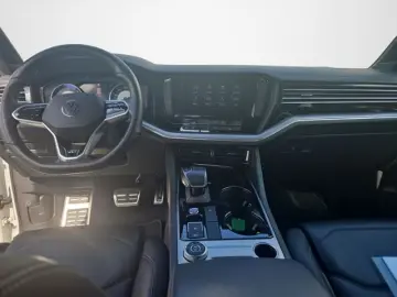 VW Touareg 3.0 V6 TDI R-Line 4Motion