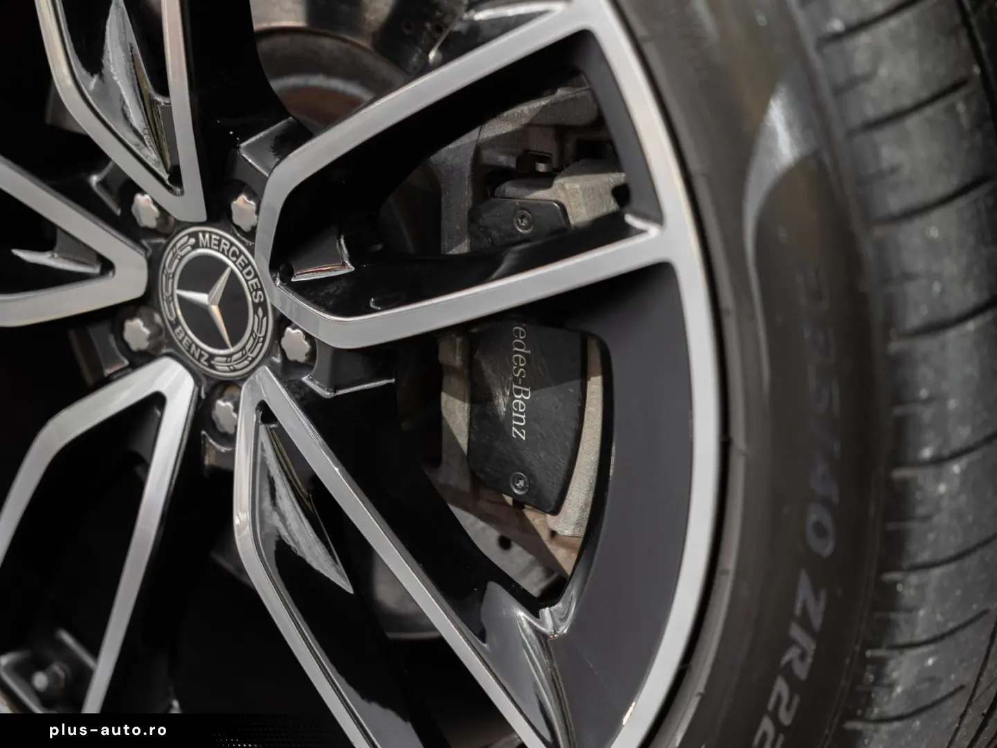 MERCEDES-BENZ GLE 450D BURMESTER Fahrassi Paket Plus Pano