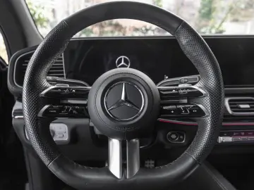 MERCEDES-BENZ GLE 450D BURMESTER Fahrassi Paket Plus Pano