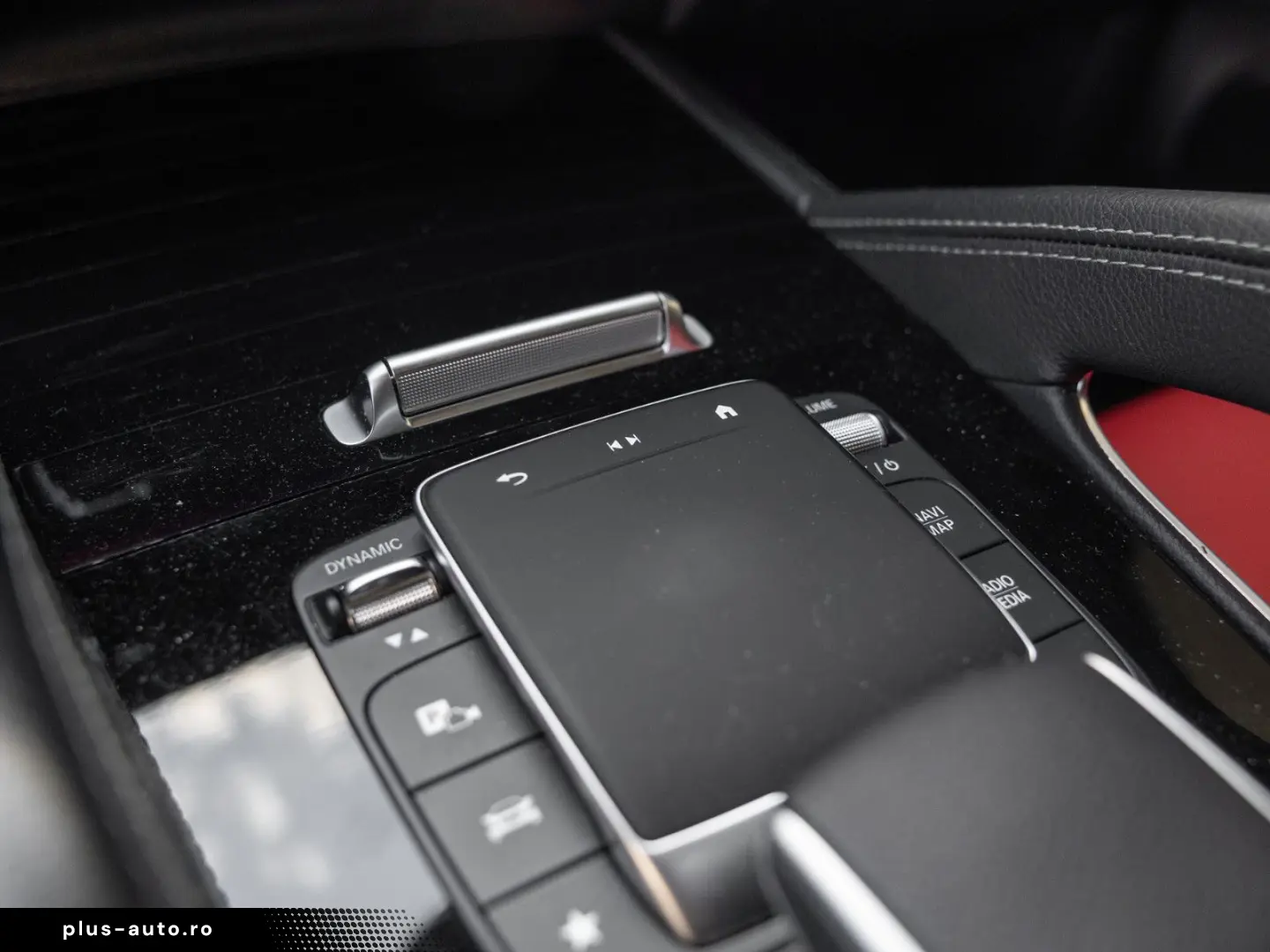 MERCEDES-BENZ GLE 450D BURMESTER Fahrassi Paket Plus Pano