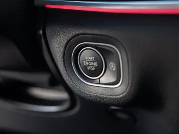 MERCEDES-BENZ GLE 450D BURMESTER Fahrassi Paket Plus Pano