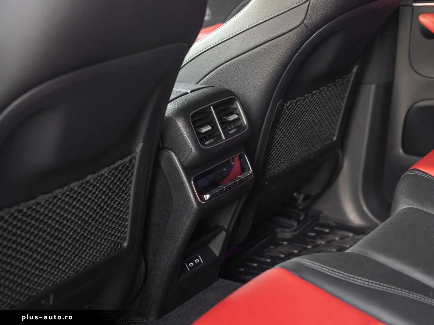 MERCEDES-BENZ GLE 450D BURMESTER Fahrassi Paket Plus Pano