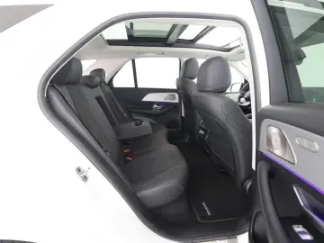 MERCEDES-BENZ GLE 450 4M AMG Night StHzg AHK Pano Ai&hellip;