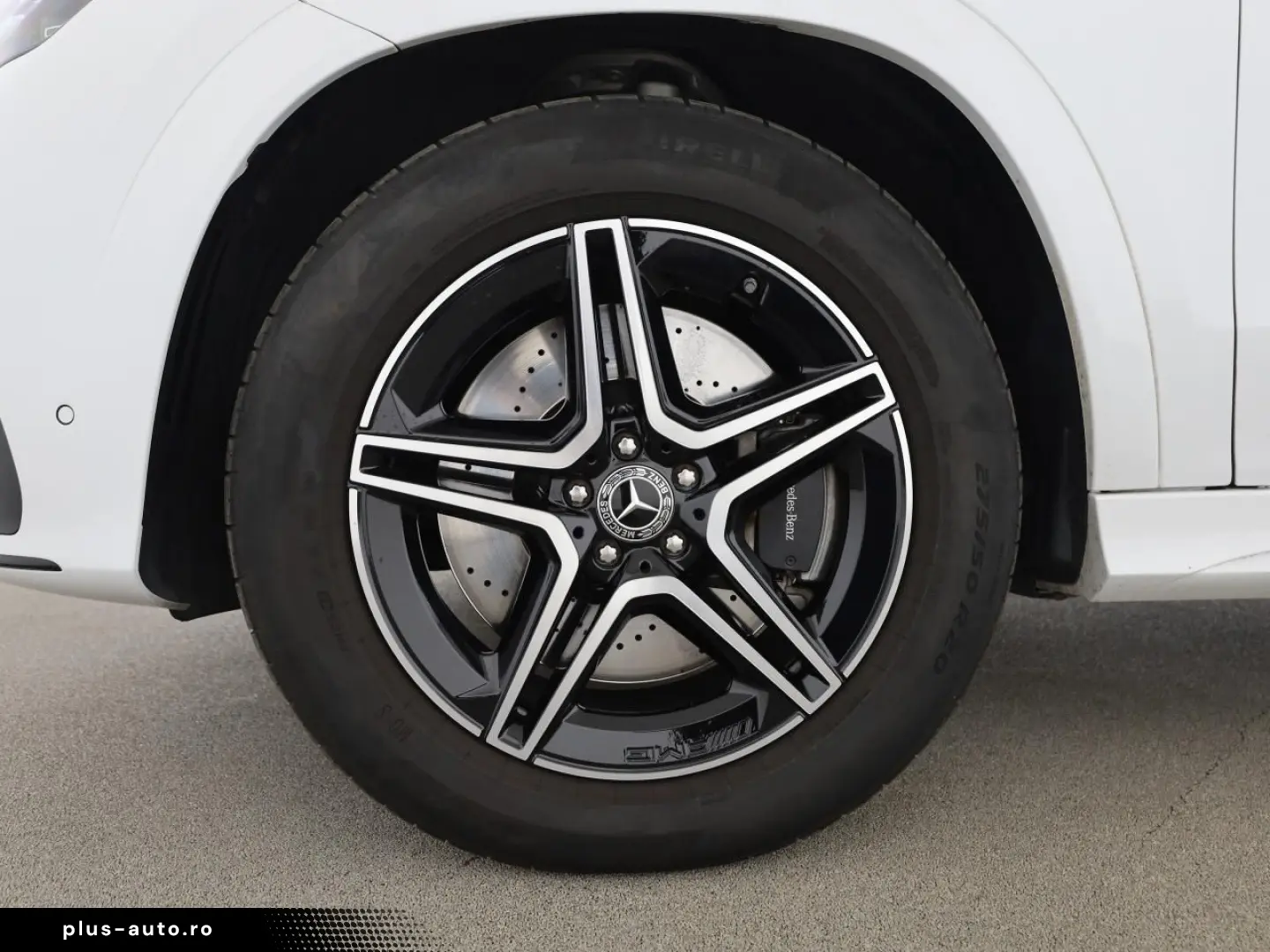 MERCEDES-BENZ GLE 450 4M AMG Night StHzg AHK Pano Ai&hellip;