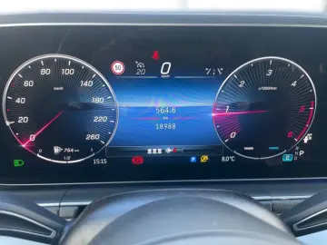 MERCEDES-BENZ GLE 300 d 4M AMG AHK AIRMATIC BURMESTER MBEAM