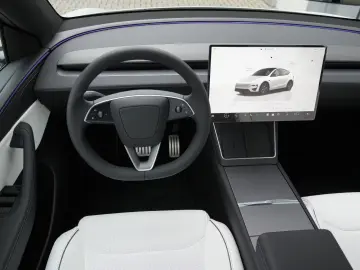 Tesla New Model Y RWD LongRange