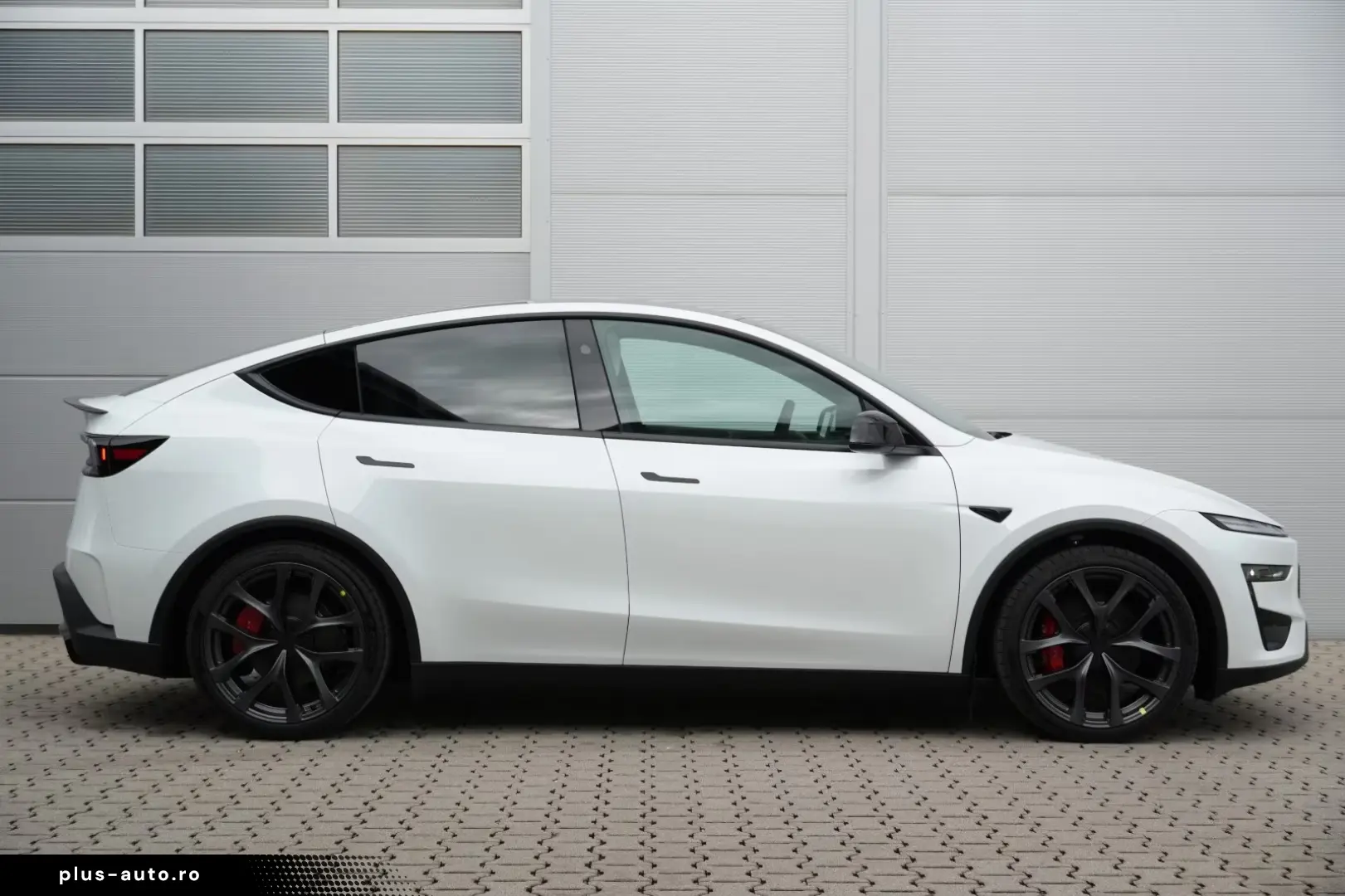 Tesla New Model Y RWD LongRange
