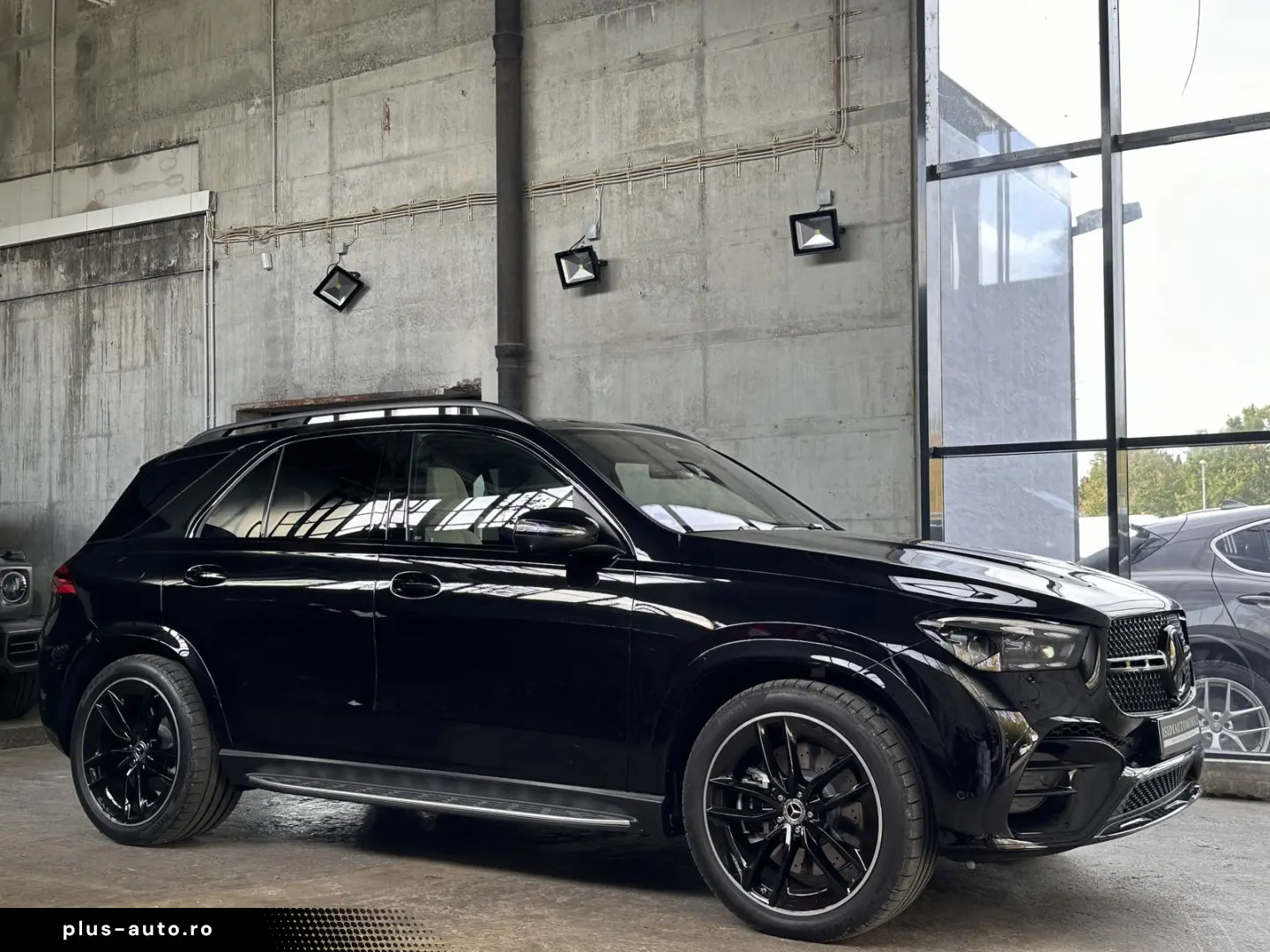 MERCEDES-BENZ GLE 450 D AMG Night designo LED Pano S&hellip;