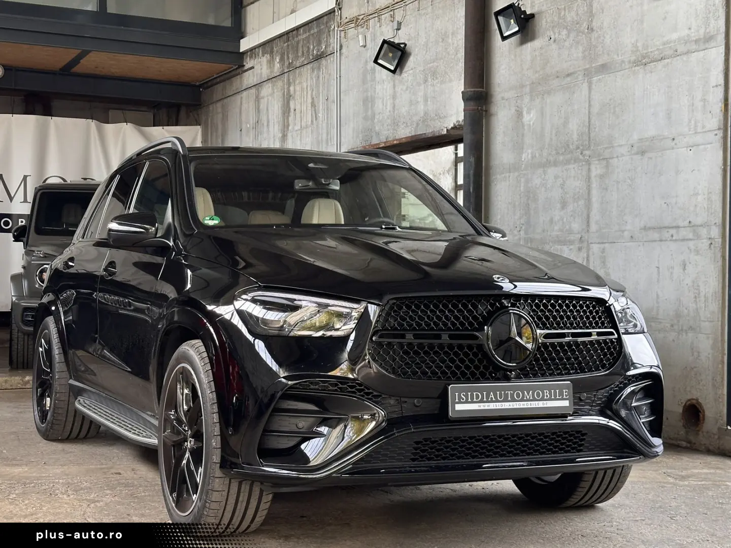 MERCEDES-BENZ GLE 450 D AMG Night designo LED Pano S&hellip;