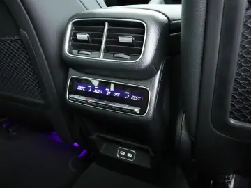 MERCEDES-BENZ GLE 300 d 4M  Pano Night W-Paket Keyless AHK