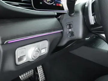 MERCEDES-BENZ GLE 300 d 4M  Pano Night W-Paket Keyless AHK