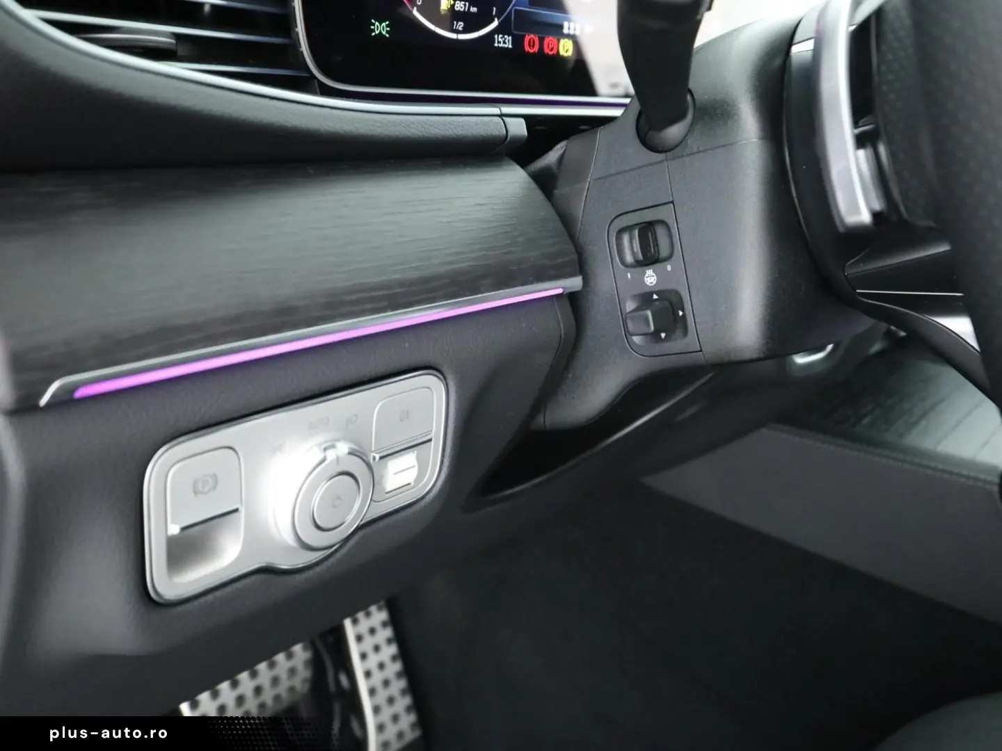 MERCEDES-BENZ GLE 300 d 4M  Pano Night W-Paket Keyless AHK