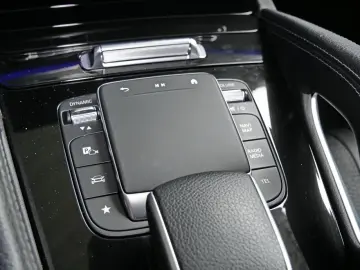 MERCEDES-BENZ GLE 450 d 4M AMG Panorama Burmester Na&hellip;