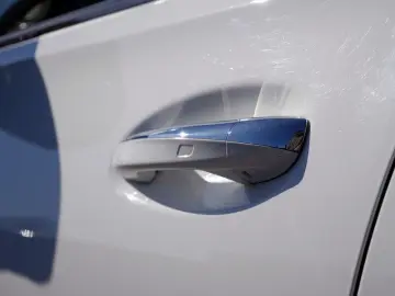 MERCEDES-BENZ GLE 300 d 4M   AMG BURM NIGHT WIDE MEMO MULTI