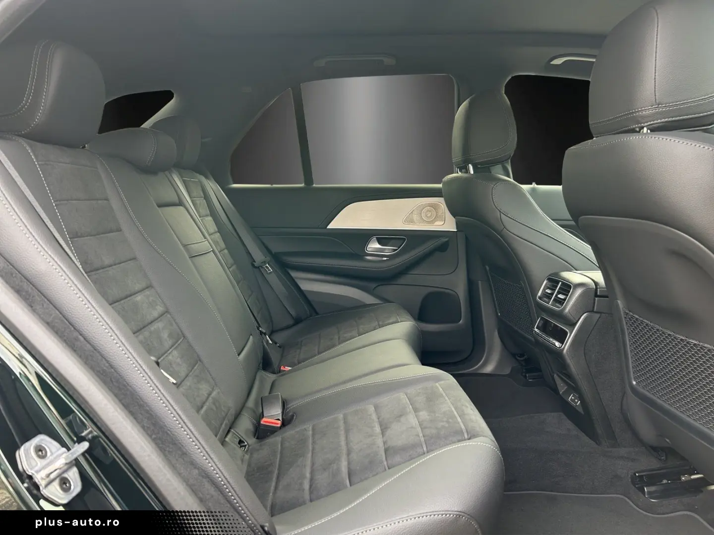 MERCEDES-BENZ GLE 300 d 4M AMG Airmatic PANO HeadUp &hellip;