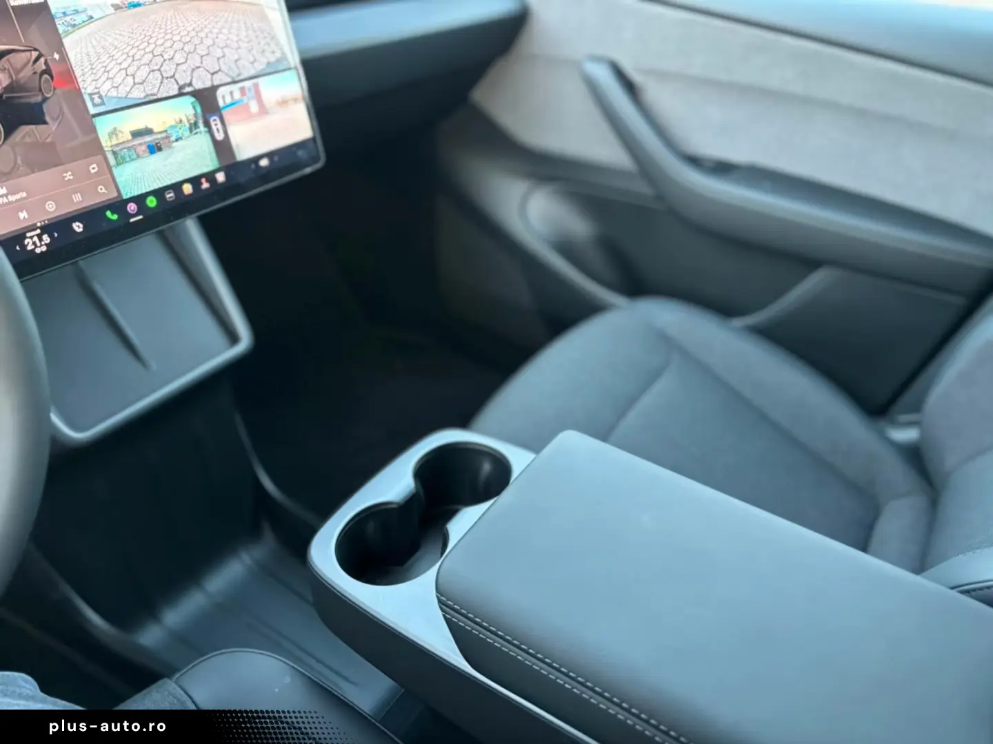 Tesla Model Y Standard RWD